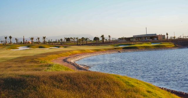 Akenza Golf Club